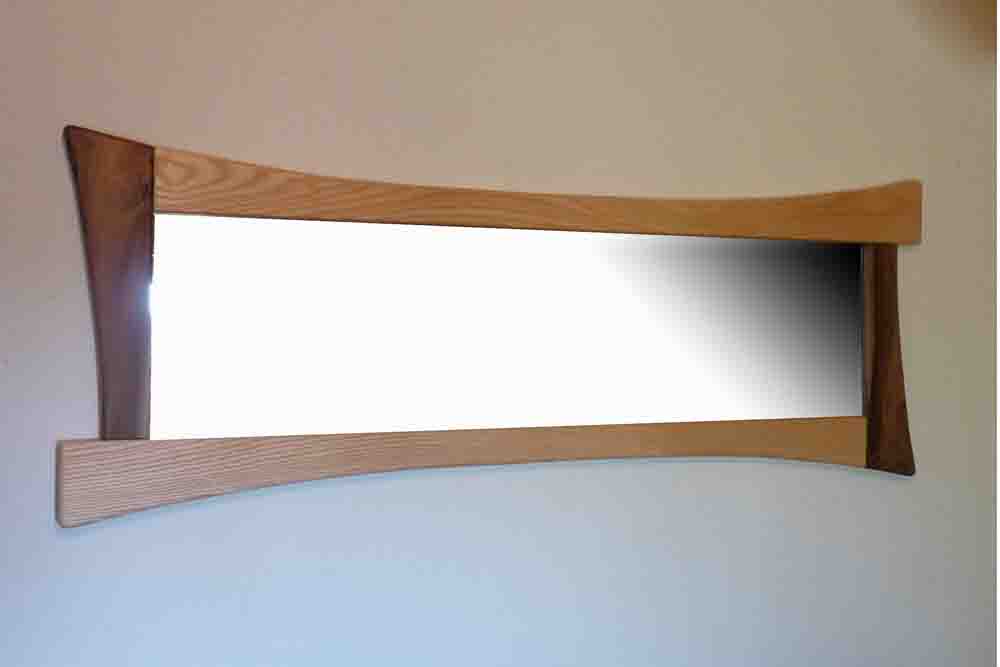 Miroir en bois plein pied